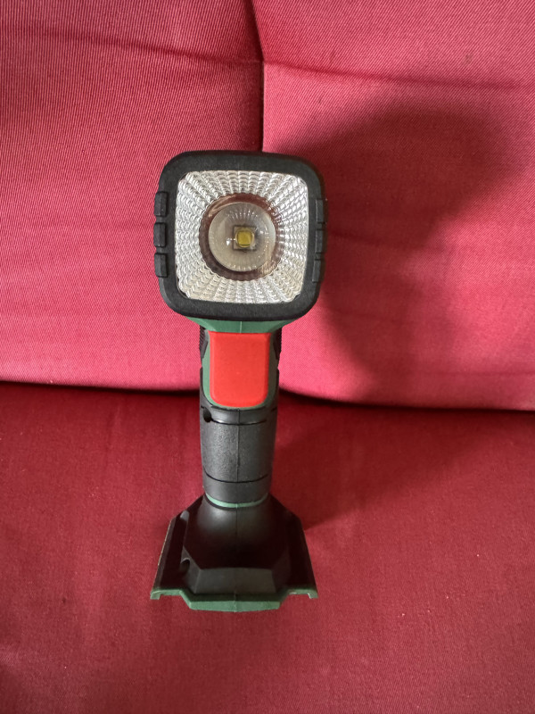 ParkSide Aku Led Baterija lampa snazna jaka Park Side
