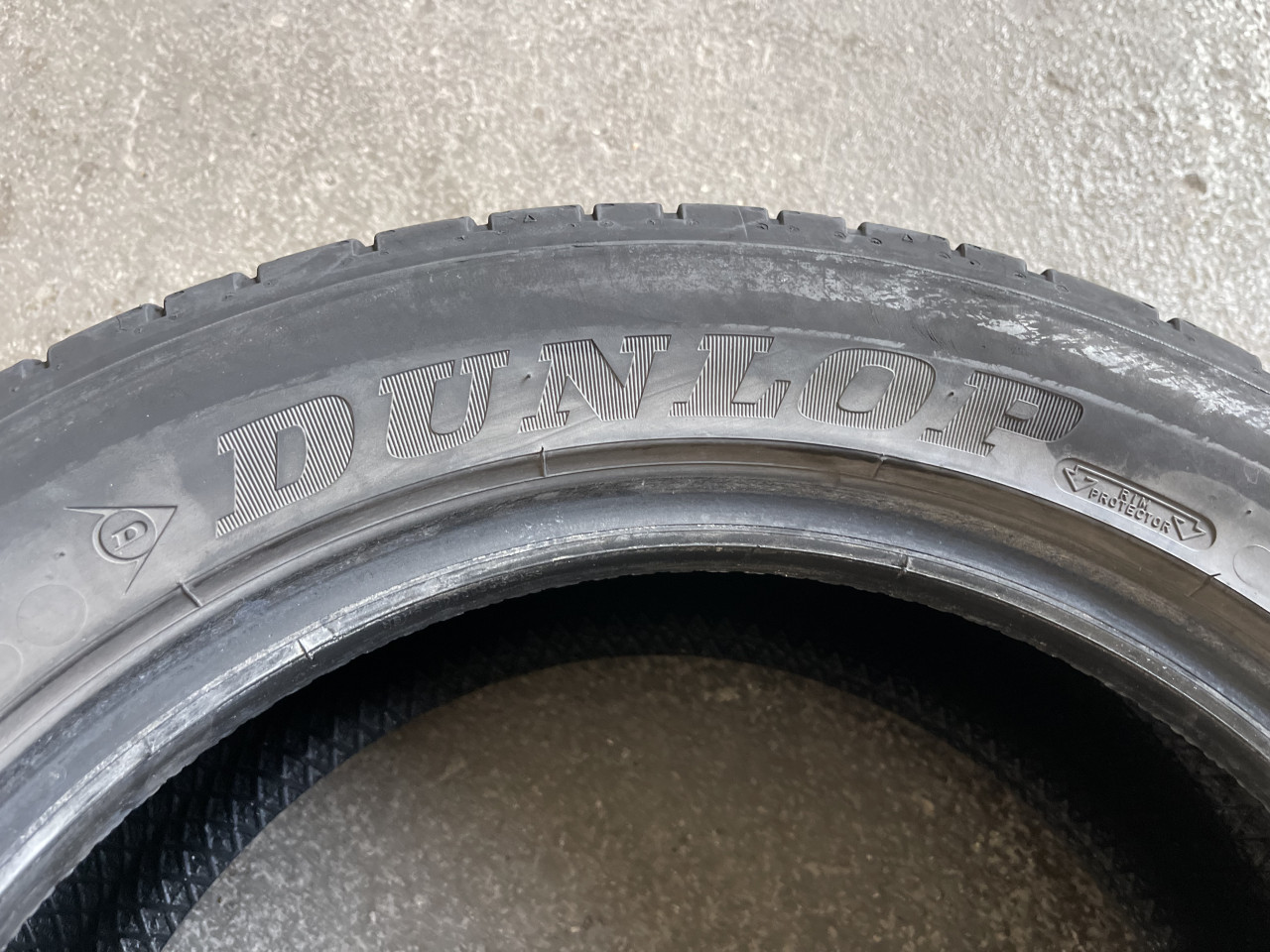 Guma ljetna Dunlop 205/55/R16 jedan kom 205 55 16