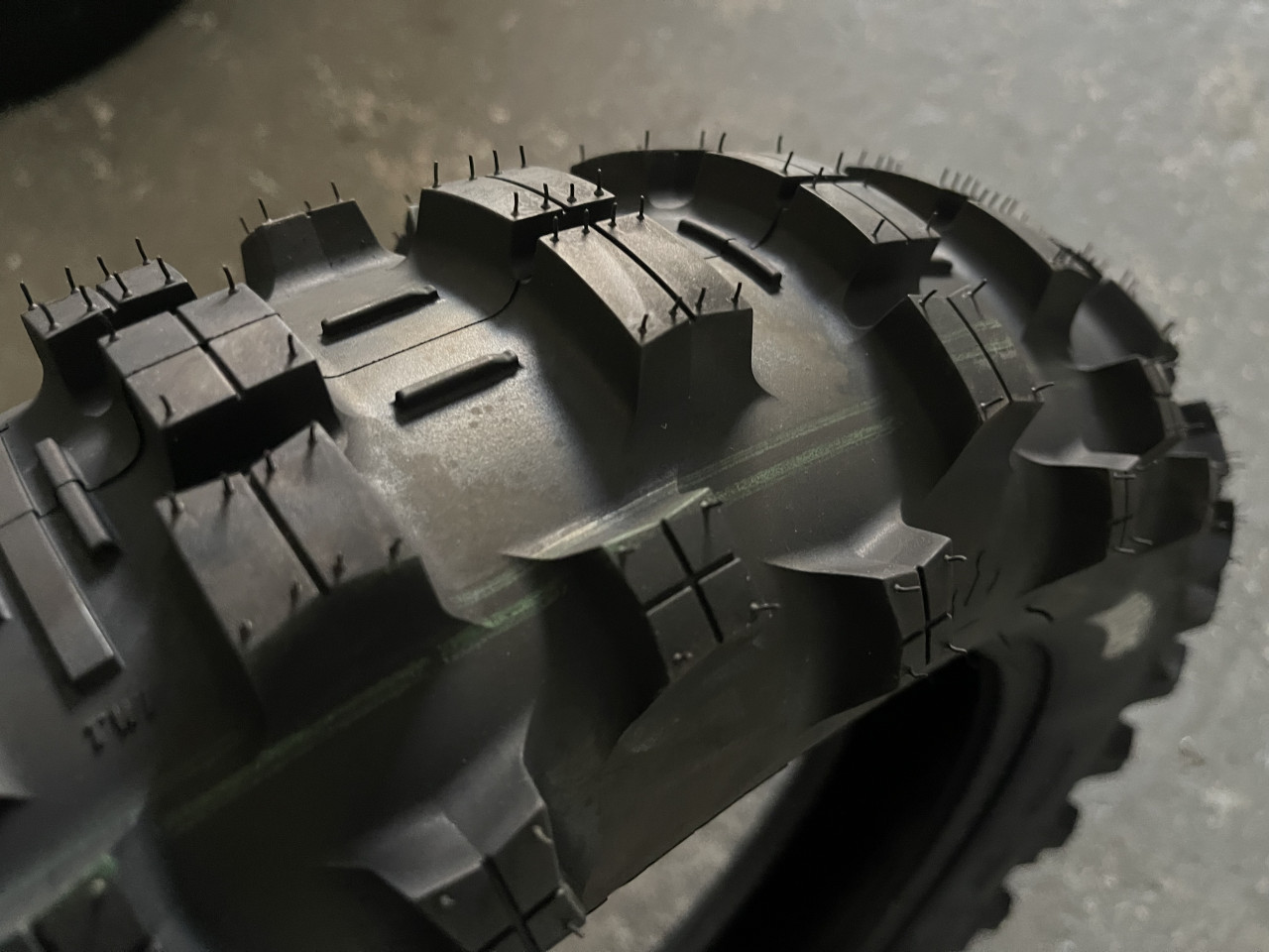 Guma Mitas 140/80-18 Terra Force EF Super Soft za kroser