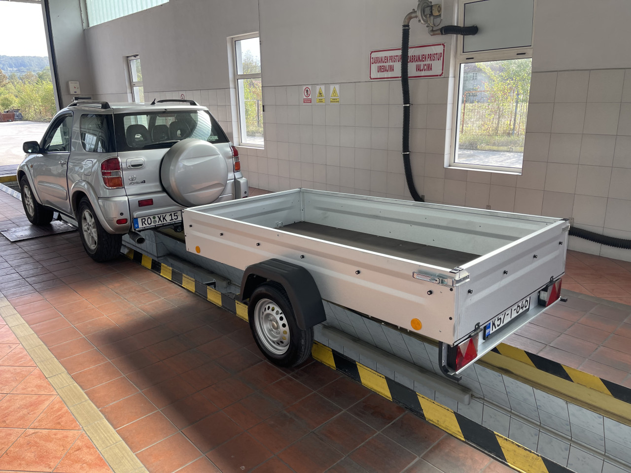 Prikolica 250cm x 130cm za Auto 750kg 750 kg