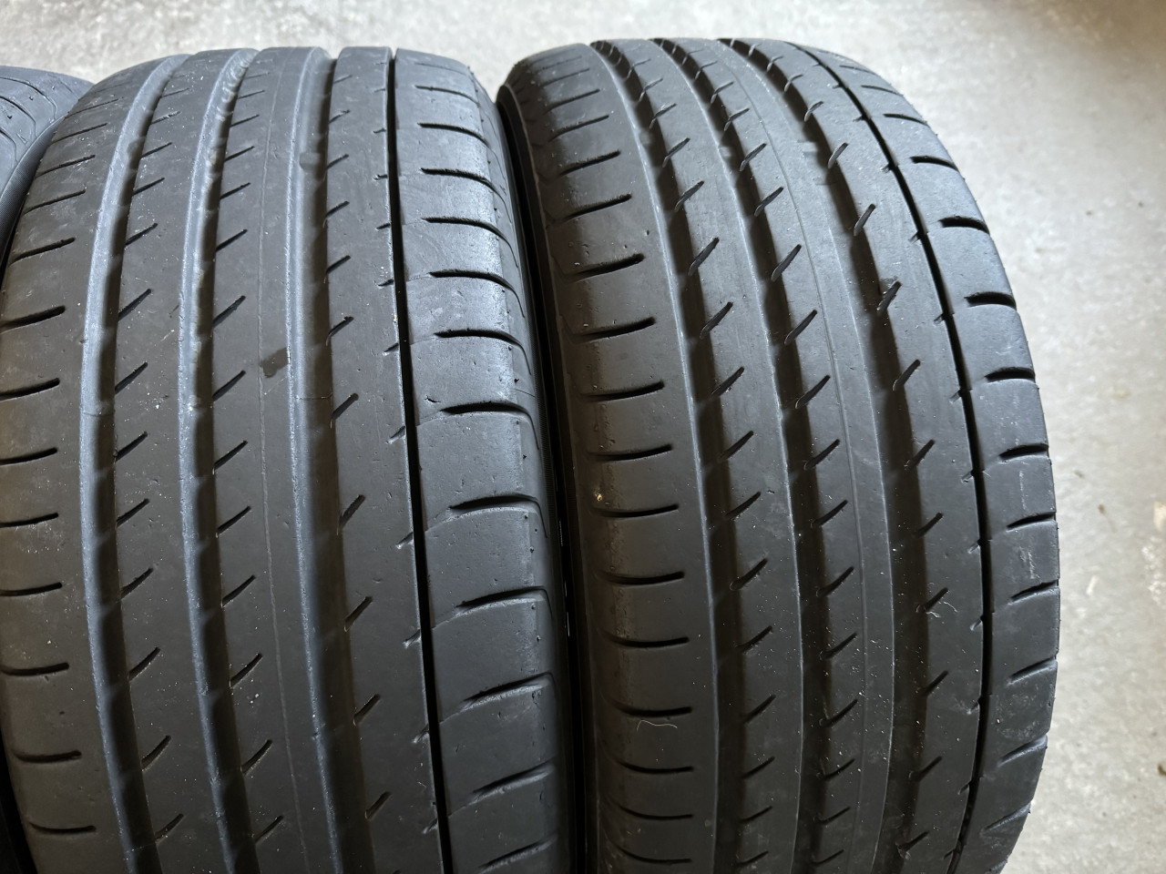 Gume ljetne Yokohama 225/45/R17 Advan 225 45 17