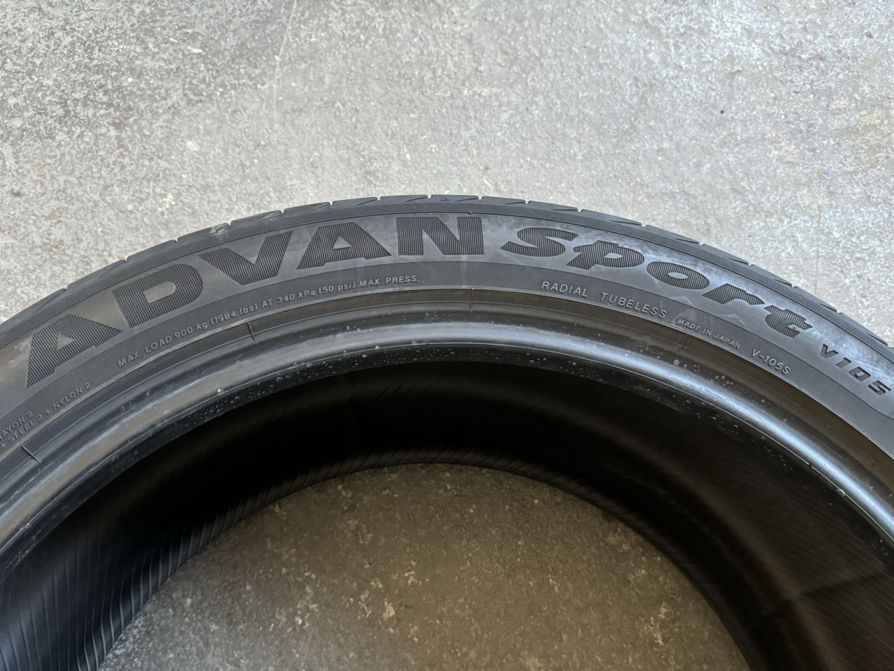 Gume ljetne Yokohama 265/40/R20 AdvanSport 265 40 20