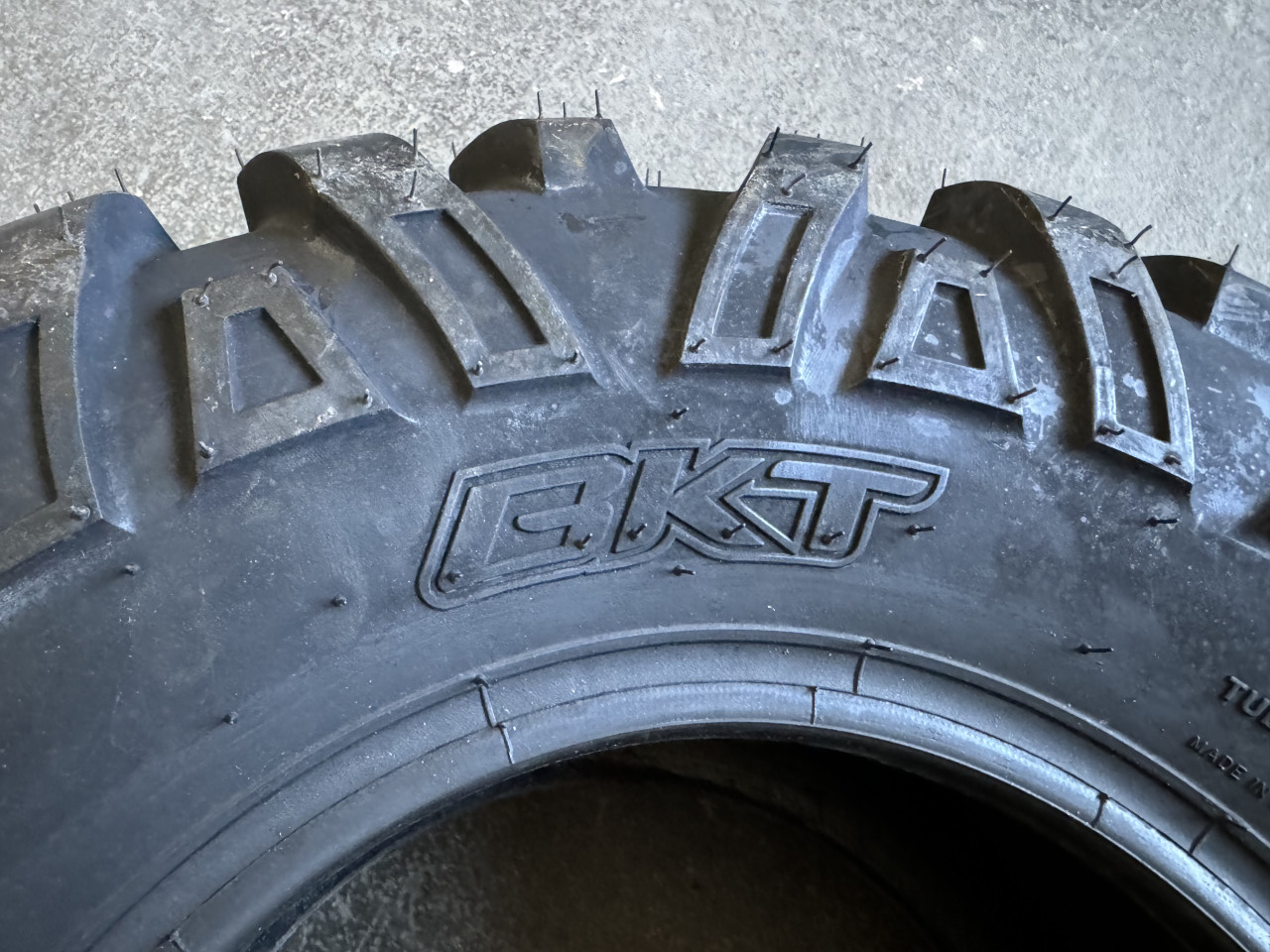 Gume za Quad BKT 25x10-12 ATV SierraMax 25 10 12 Qvad 25x10.00-12