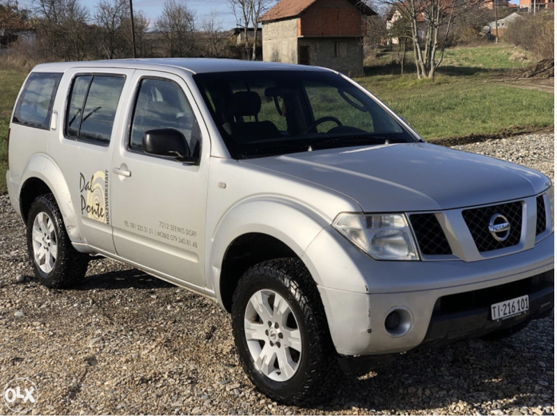 Nissan Pathfinder 2.5 DCI Dijelovi za dijelova Dijelove