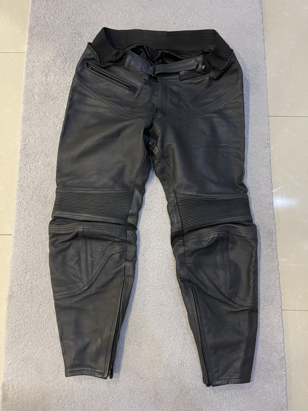 Kozne hlace za motor IXS br 56 kao nove
