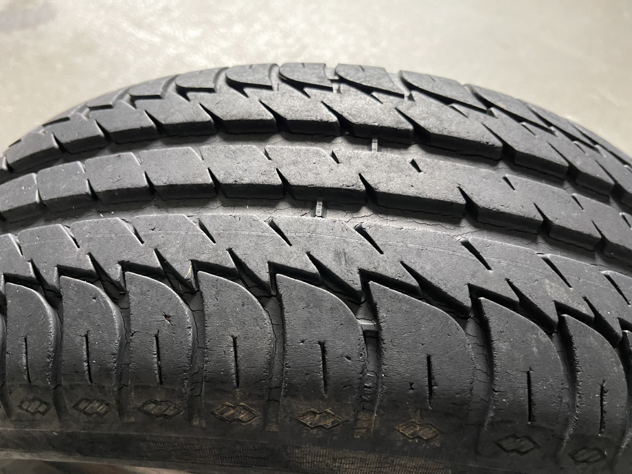 Gume ljetna Kleber 185/60/R14 Sommer 185 60 14