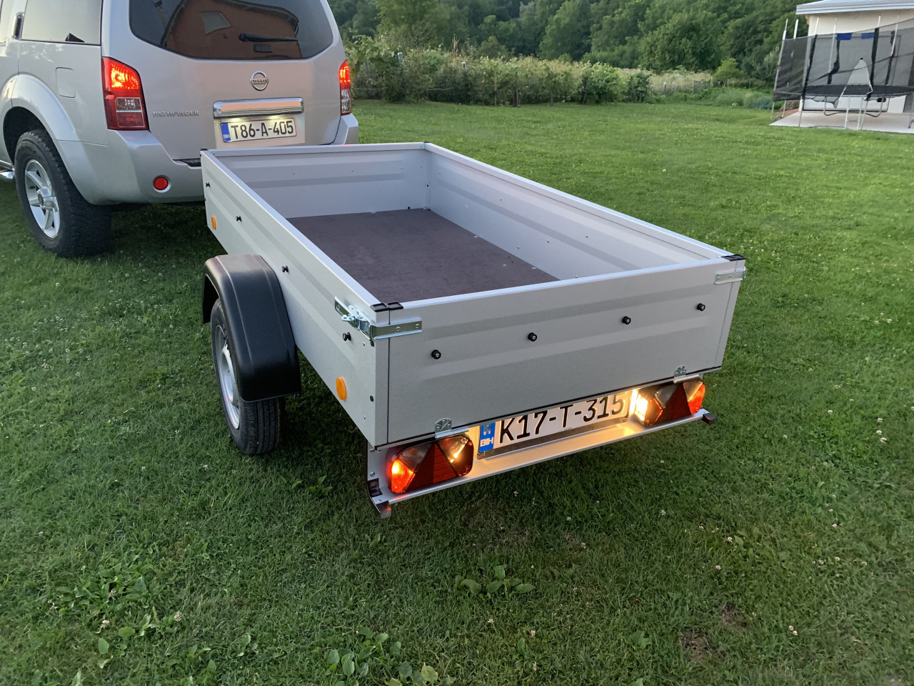 Prikolica 250cm x 130cm za Auto 750kg 750 kg