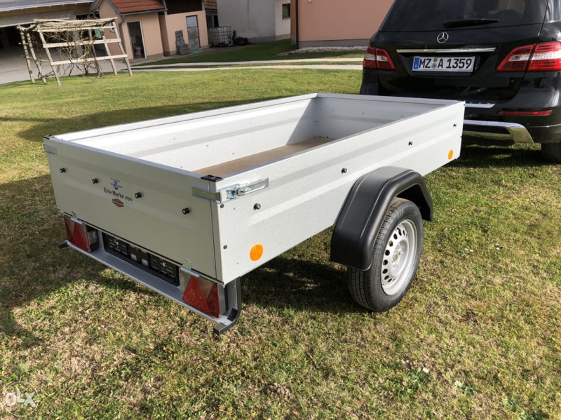 Prikolica za auto 750kg Prikolice Nova Reg 750 kg