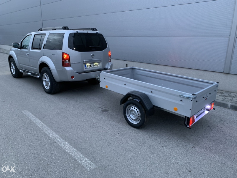 Prikolica za auto 750kg Prikolice Nova Reg 750 kg