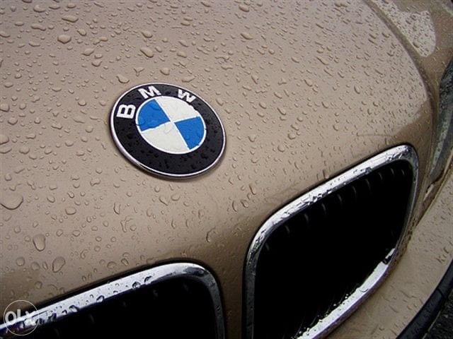 BMW Znak za Haubu Gepek Znakovi 82mm i 74mm