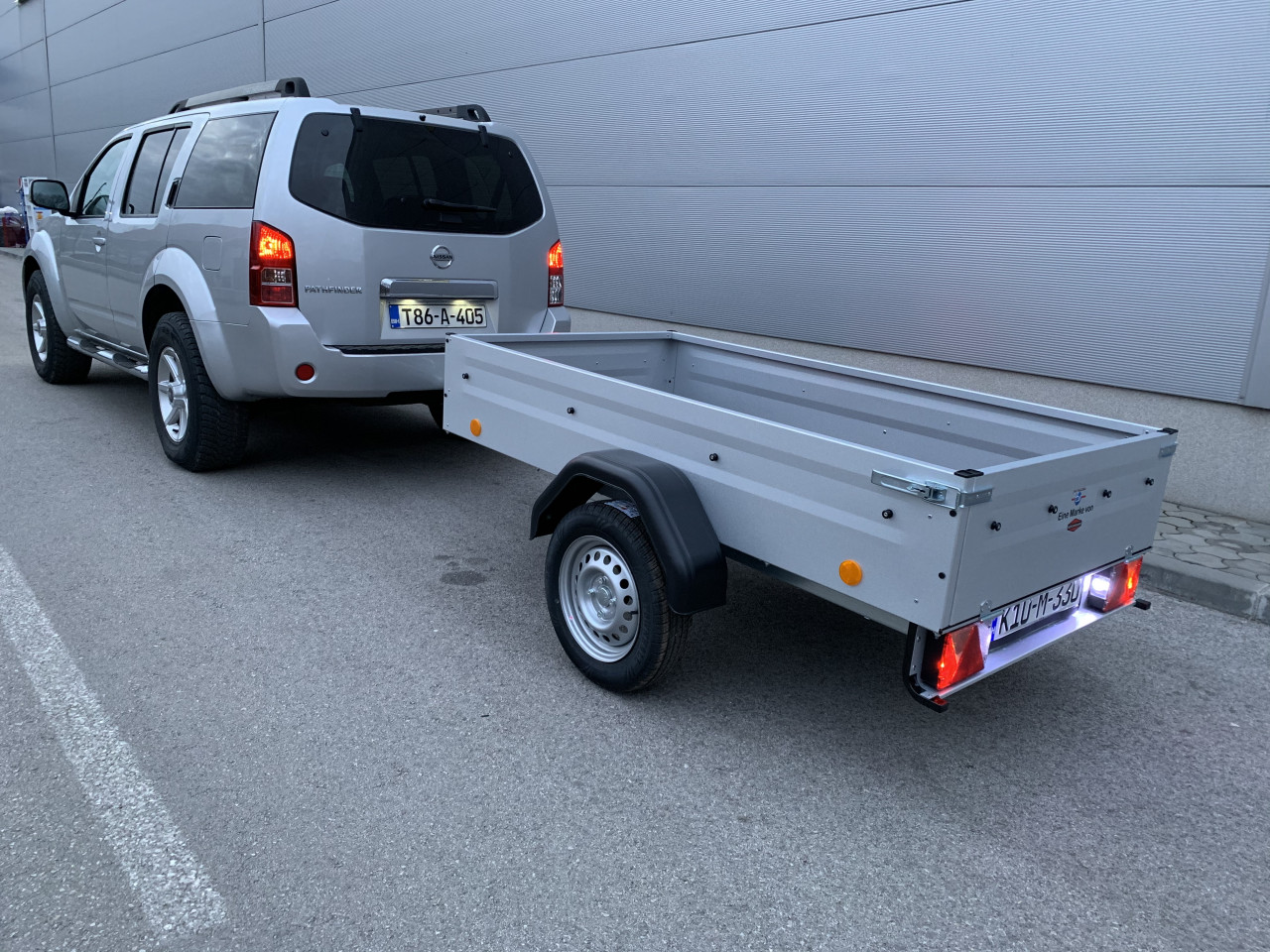 Prikolica 250cm x 130cm za Auto 750kg 750 kg