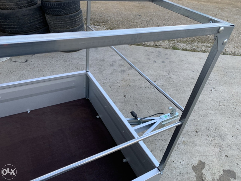 Prikolica za Auto TPV 750kg sa ceradom bruto 750 kg
