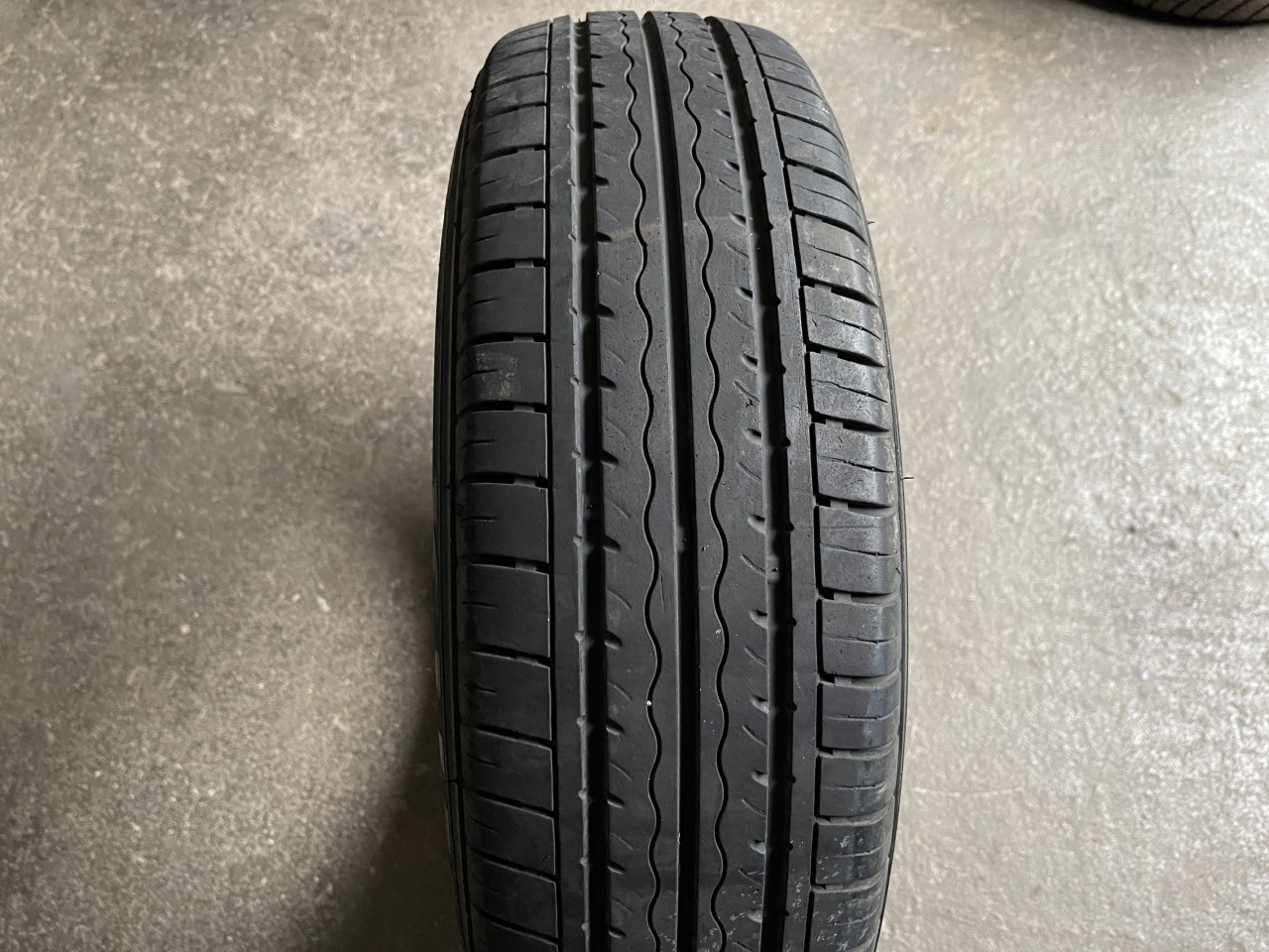 Guma ljetna Kumho 175/70/R14 KH17 Solus 175 70 14