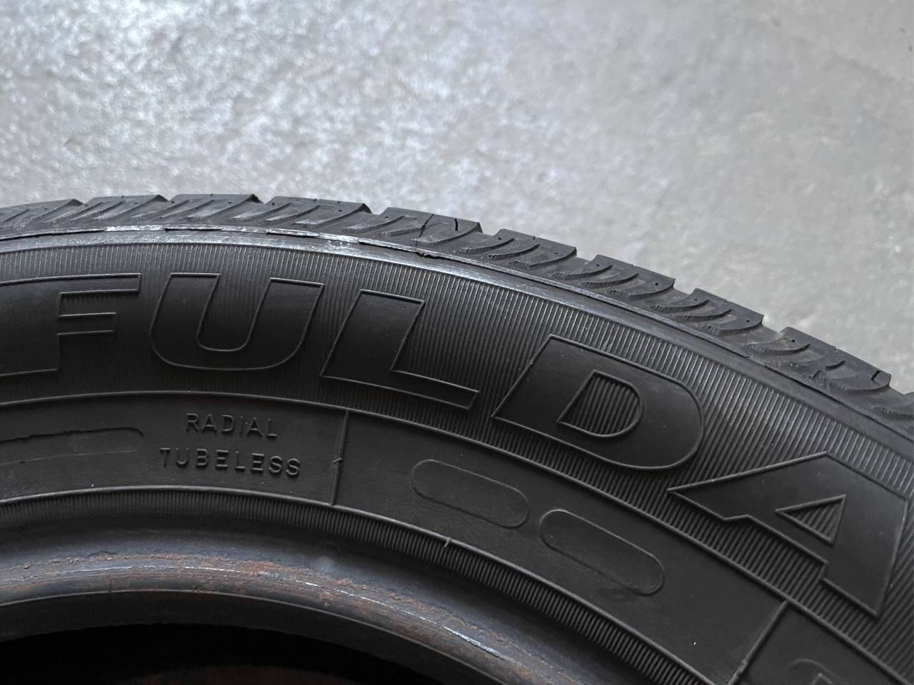 Guma ljetna Fulda 205/60/R15 jedan kom 205 60 15