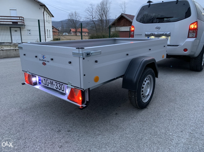 Prikolica za auto 750kg Prikolice Nova Reg 750 kg