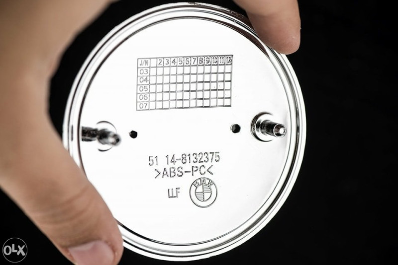 BMW Znak za Haubu Gepek Znakovi 82mm i 74mm