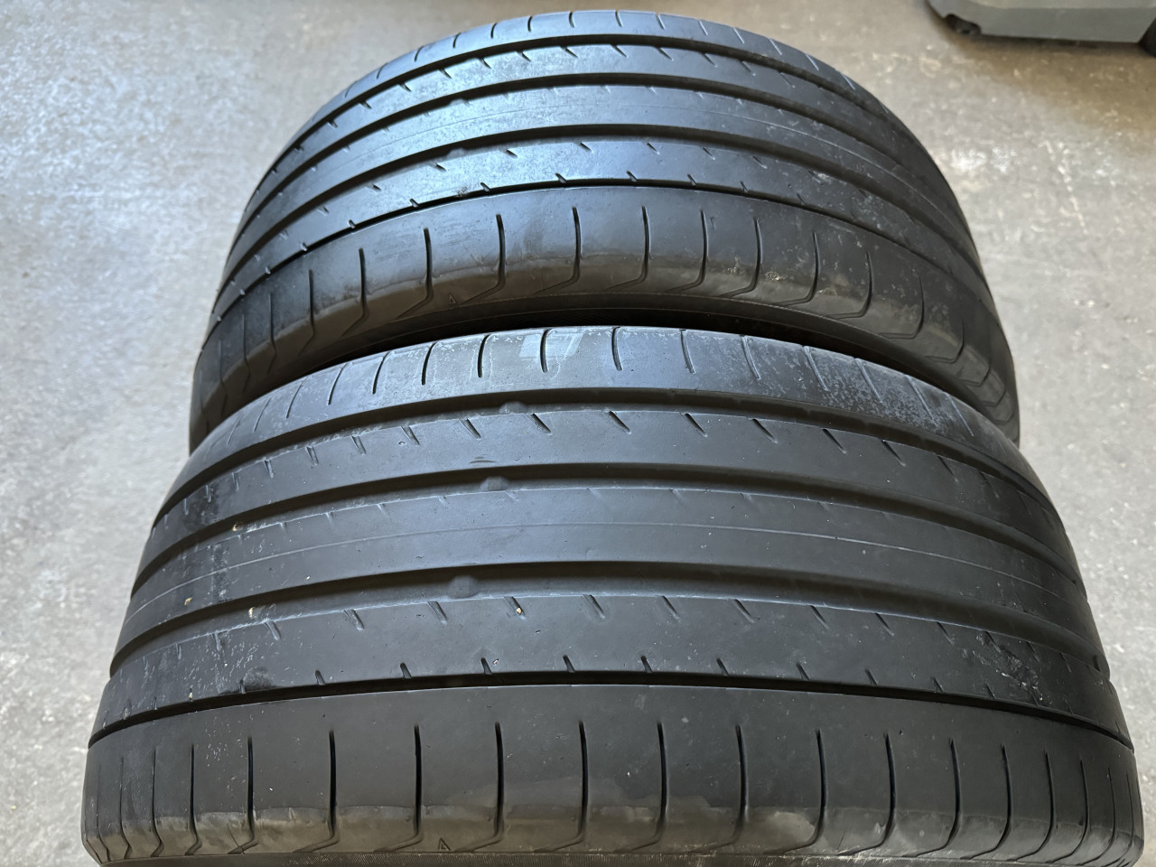 Gume ljetne Yokohama 265/40/R20 AdvanSport 265 40 20
