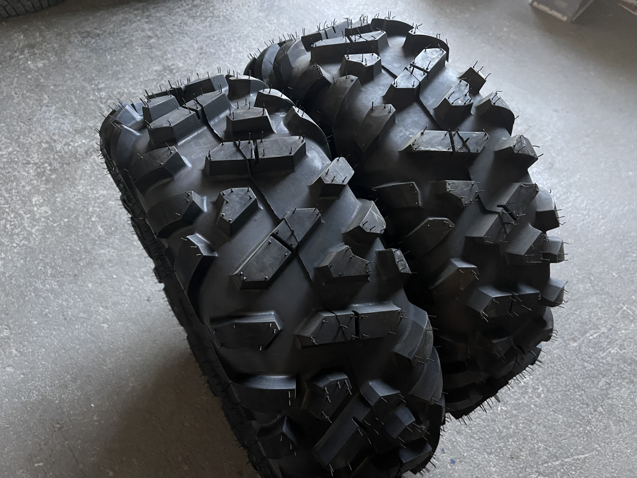 Gume za Quad BKT 25x8-12 ATV SierraMax 25 8 12 Qvad 25x8.00-12
