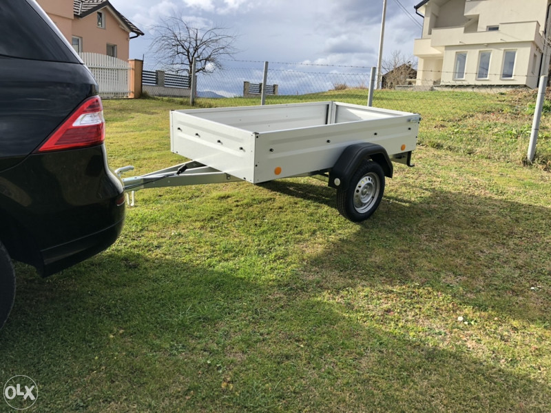 Prikolica za auto 750kg Prikolice Nova Reg 750 kg