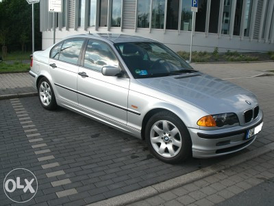 BMW E46 318 320 330 2000 za djelove djelova djelovi