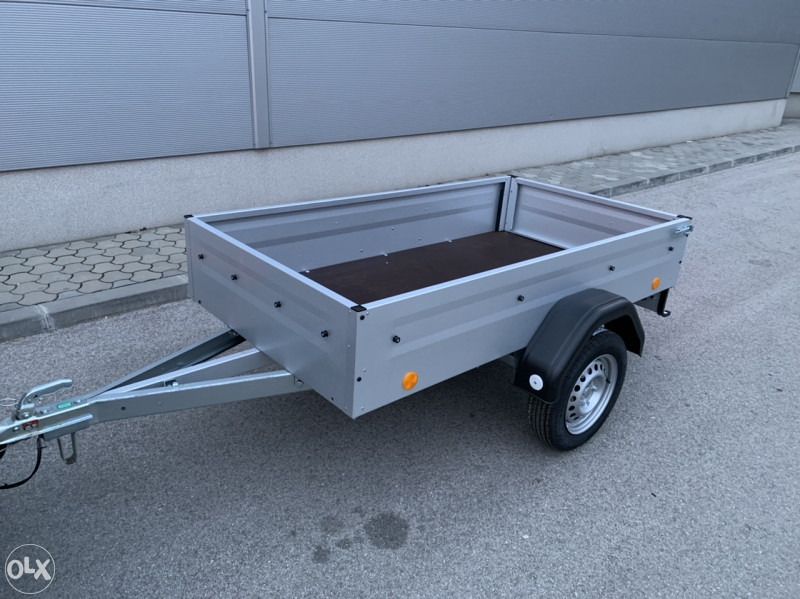 Prikolica za auto 750kg Prikolice Nova Reg 750 kg
