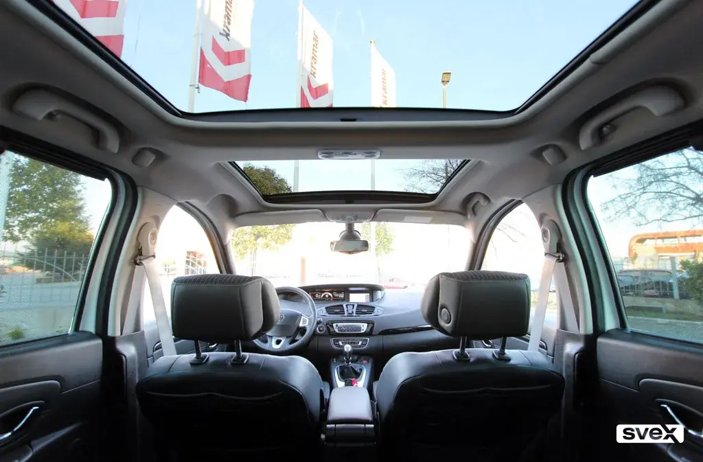 Renault Grand Scenic 1.6 DCI Privilege Luxe Sport BOSE Edition 7-Sjedišta - bijeli, krovni nosač