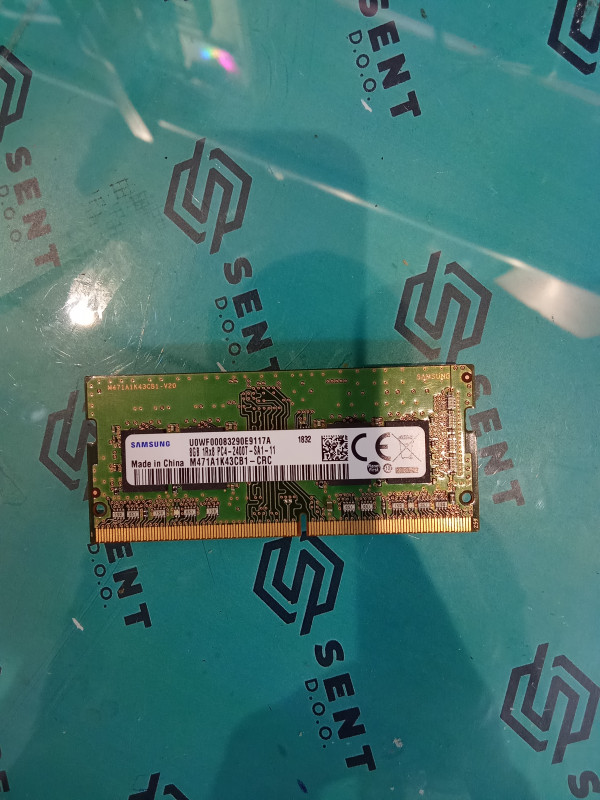 Samsung Ram 8 GB DDR4 2400MHz, dosupno vise komada