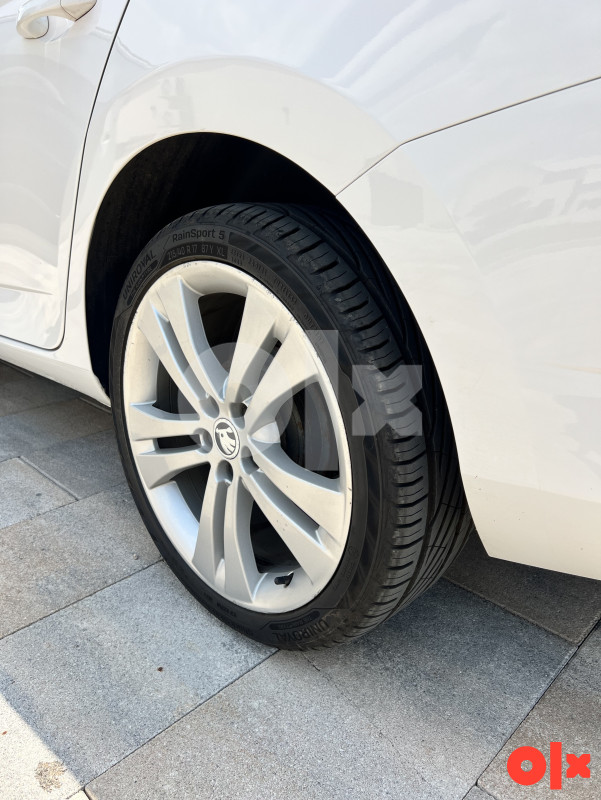 ŠKODA FABIA COMBI AMBITION 1.0 TSI 70 KW MT5 2020 USLUŽNA PRODAJA