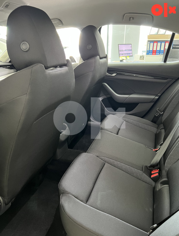 ŠKODA OCTAVIA ESSENCE 1.5 TSI mHEV DSG 150 KS VIŠE NA STANJU !