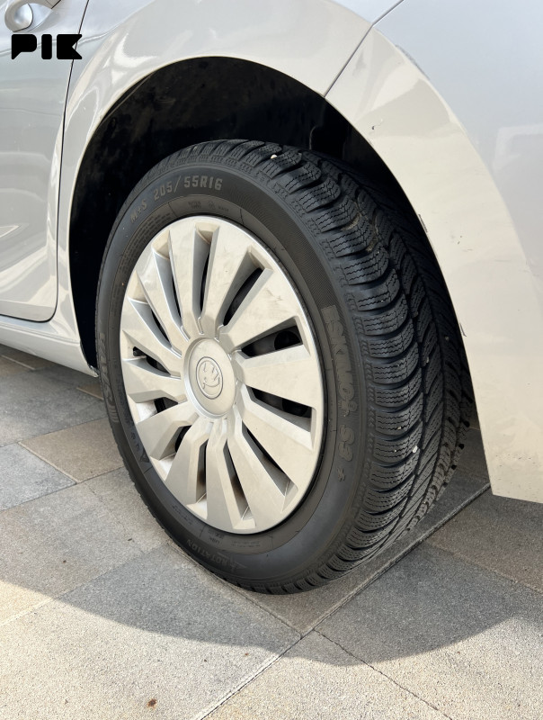 ŠKODA SCALA AMBITION 1.0 TSI 95 KS 2023