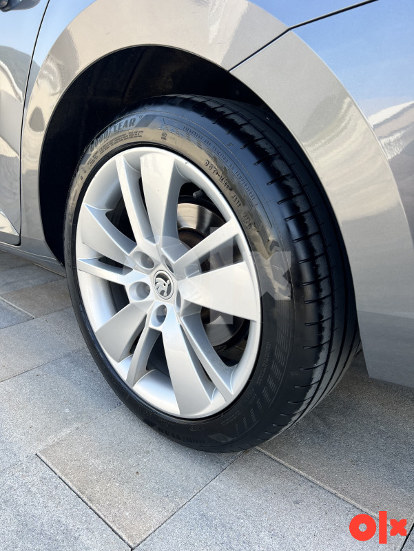 ŠKODA SUPERB STYLE 2.0 TDI 147 KW DSG7 4X4