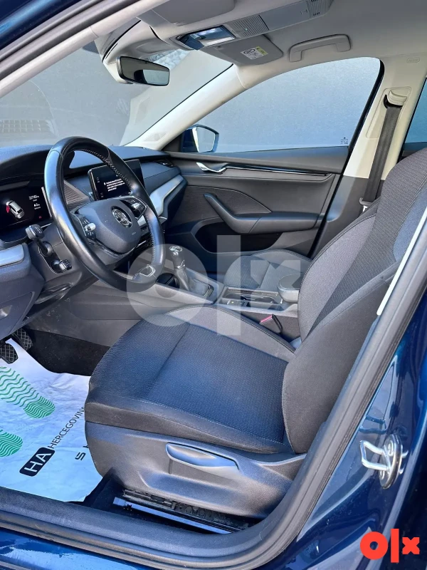 ŠKODA OCTAVIA COMBI AMBITION 2.0 TDI 2021