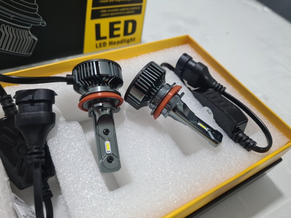 SIJALICE V3 LED H8 H1  H7 H4 HB3 HB4 GOLF MAGLENKE