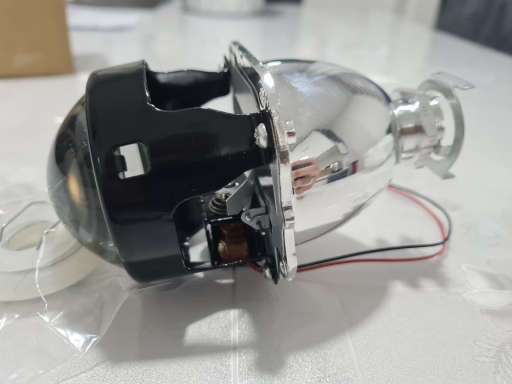 SET SOCIVA SOCIVO PROJEKTORI 2.5" BIXENON