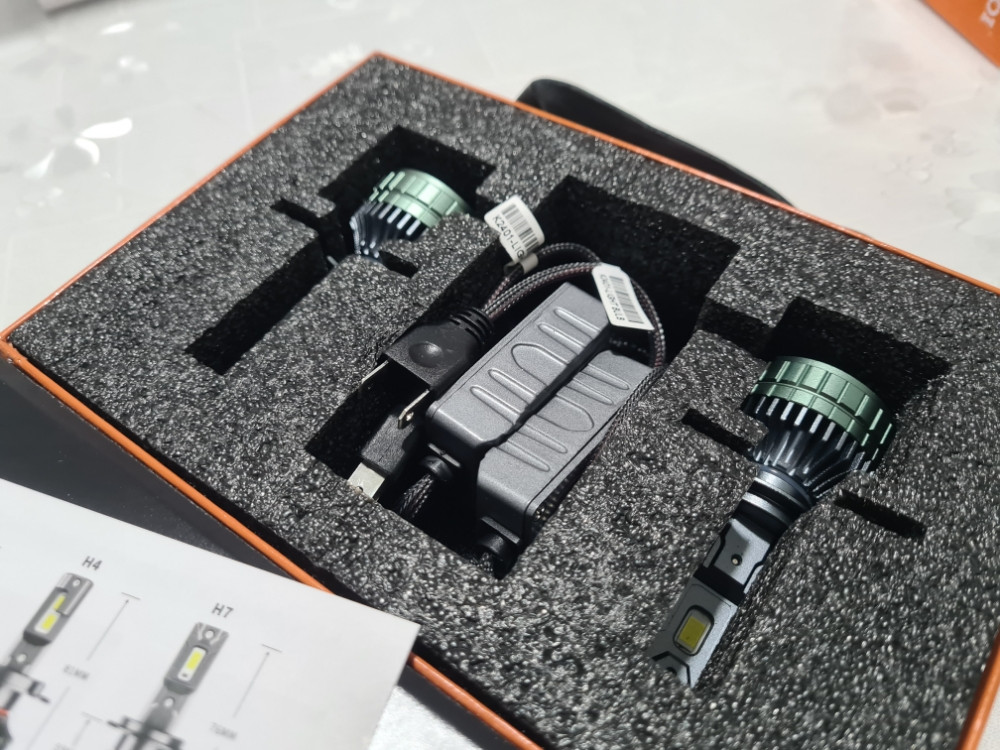 H7 V8  LED SIJALICE 90W KOMAD