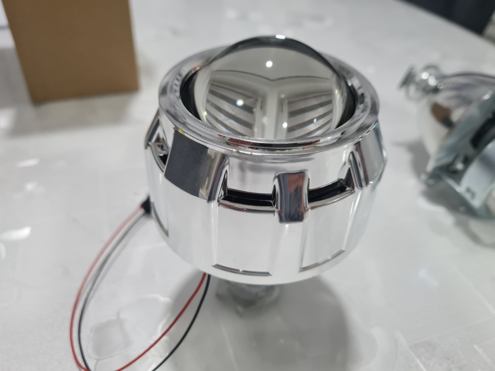 SET SOCIVA SOCIVO PROJEKTORI 2.5" BIXENON