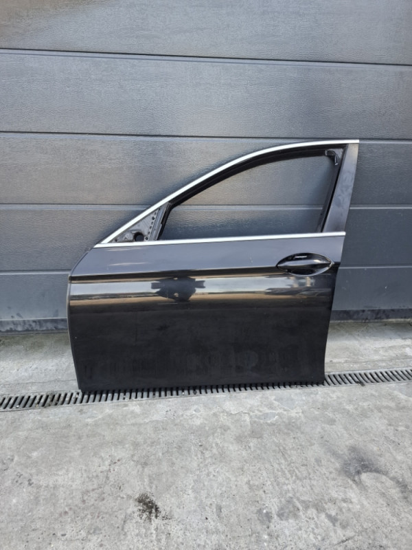 VRATA PREDNJA LIJEVA BMW 5 F10 F11 475 KOD BOJE CRNA
