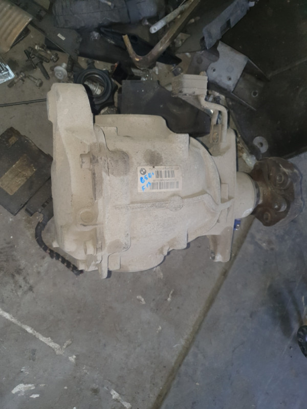 Diferencijal BMW F13 F12 F01 F10 7577101 3.08
