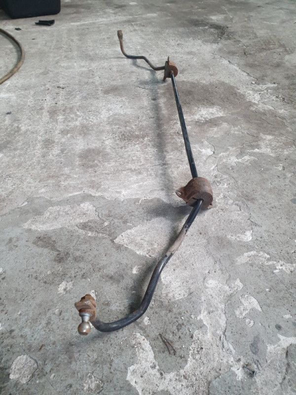 BALANS STANGLA ZADNJA BMW 3 E90 E91 E92