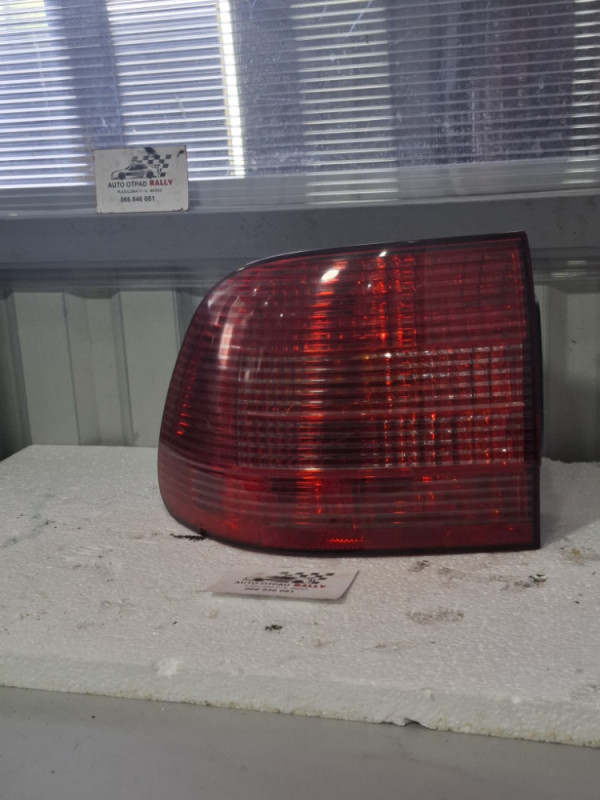 STOPKA STOP SVJETLO LIJEVO PORSCHE CAYENNE 2003- 7L5945257