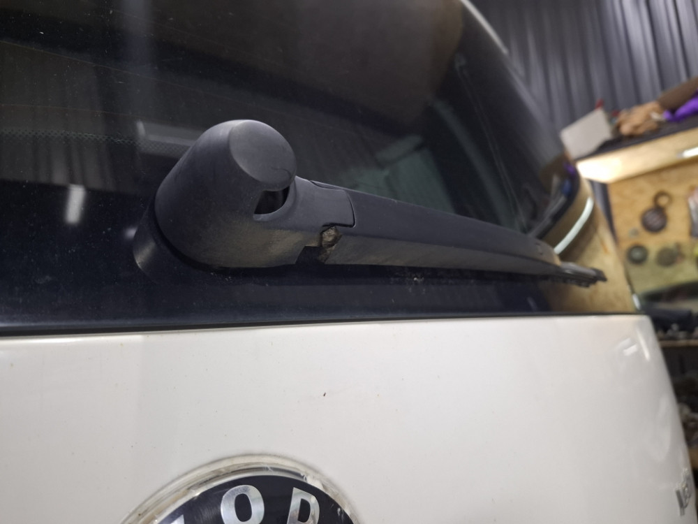 BRISAC ZADNJI METLICA SKODA YETI