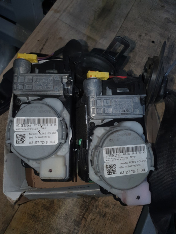 Sigurnosni pojasevi lijevi desni AUDI A7 A6 4G8857705B 4G8857706D