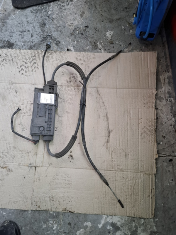 MODUL ELEKTRONIKA RUCNE KOCNICE BMW 7 F01 F02 6797789