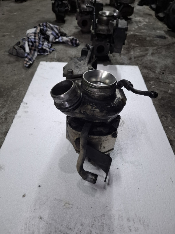 TURBINA TURBO BMW E90 E91 E92 E87 N47 TFO35HL6 4727470 49135-0585