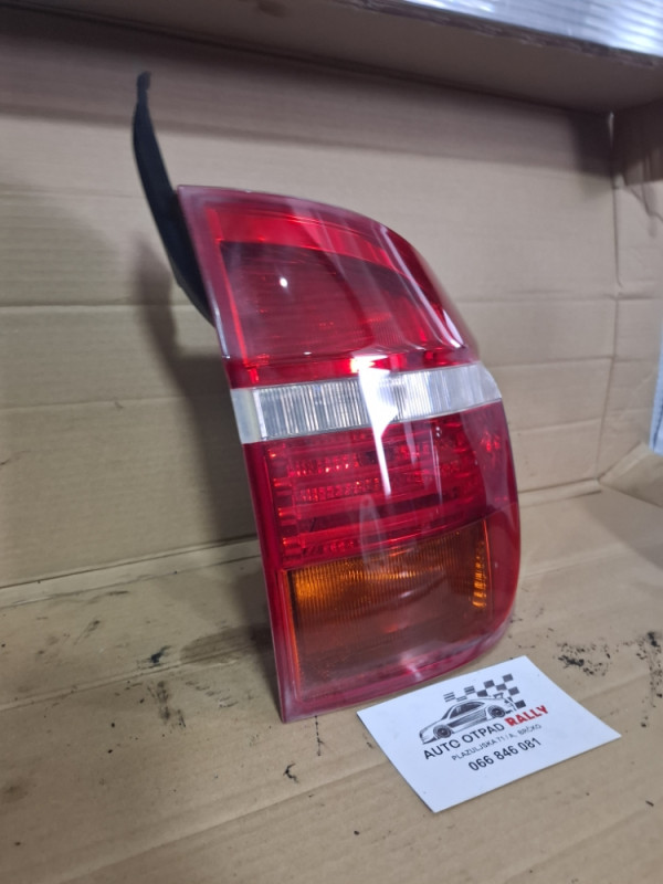 STOPKA DESNA BMW X5 E70 -10 7200818