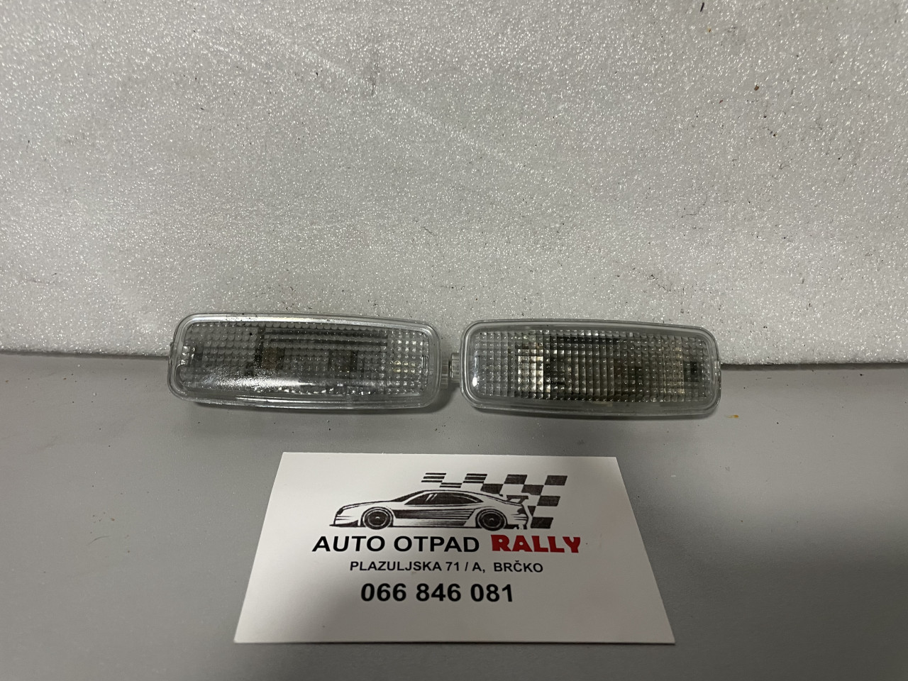 OSVETLJENJE VRATA/GJEPEKA AUDI Q5