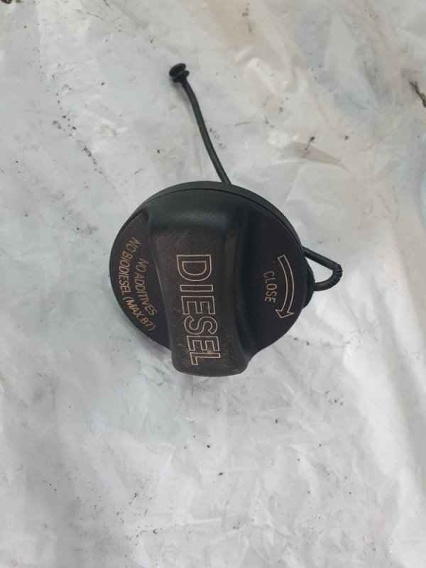 CEP POKLOPAC OTVARANJA REZERVOARA BMW F10 F30 F20 F11 F25 7222392