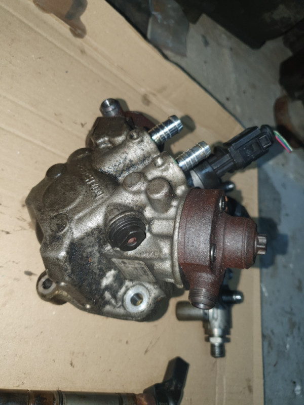 Dizne Pumpa rail šipka senzori gorica AUDI VW 3.0 TDI 180KW 2011-