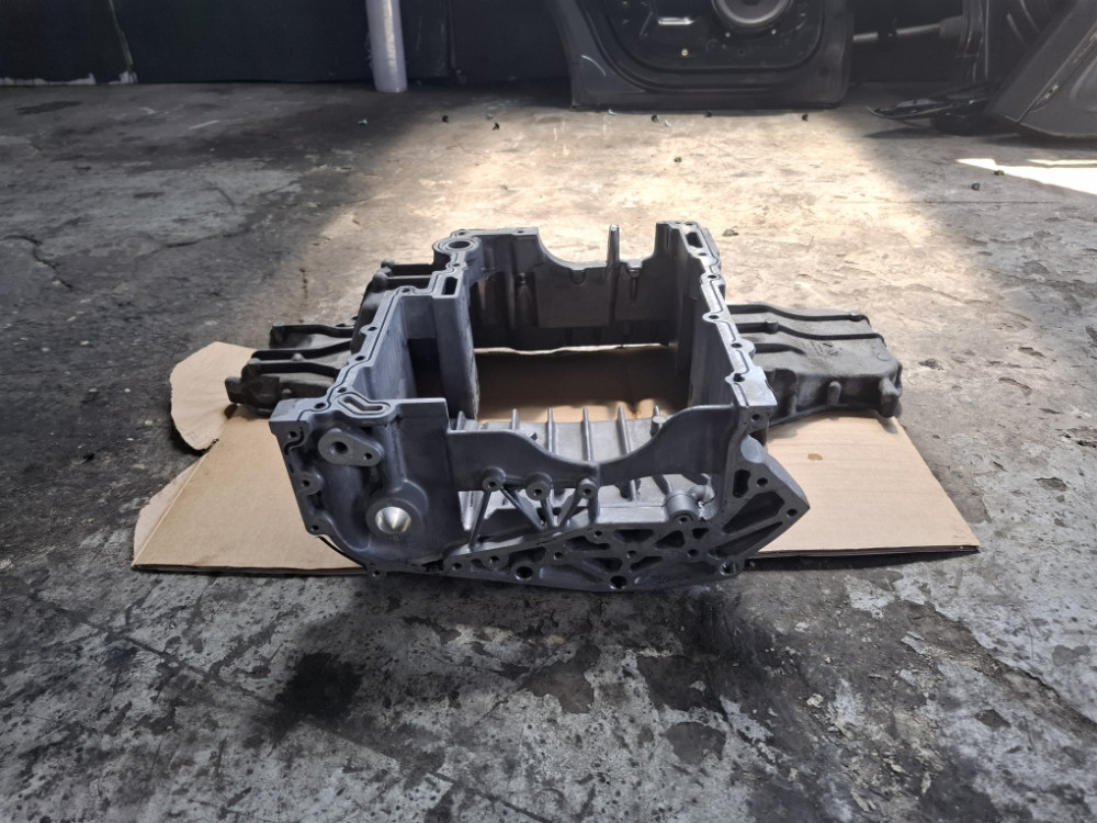 PODKARTER KARTER AUDI Q7 VW TOUAREG 3.0 TDI 059103603AM