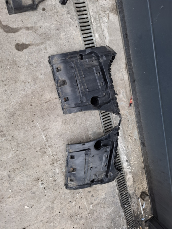 NOSAC BRANIKA ZADNJI BMW 7 F01